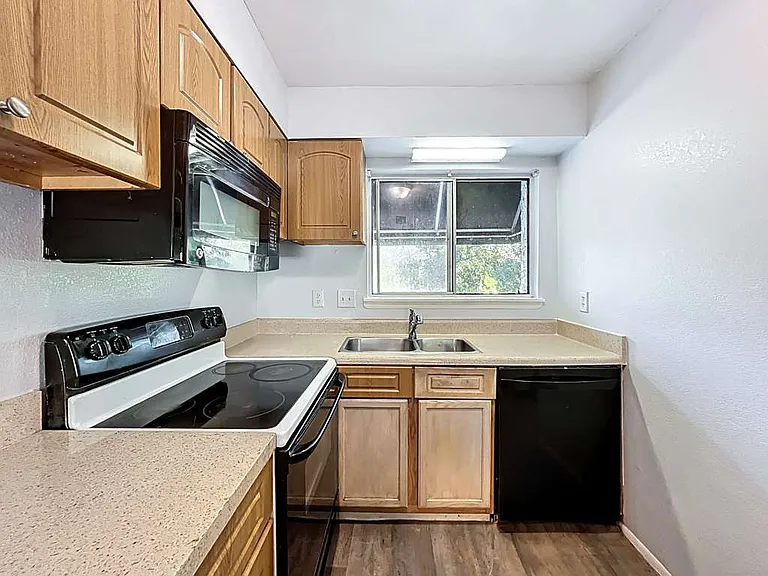 4117 S Semoran Blvd #14 — Photo 30