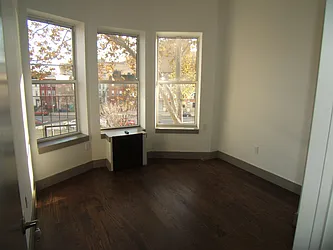 Rented by Joel Weisz, LREB