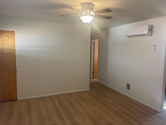 3rd image of 152 Dubois Ave