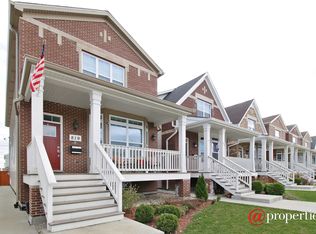 819 W 37th Pl, Chicago, IL 60609