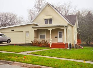 104 N 4th St, Mount Horeb, WI 53572