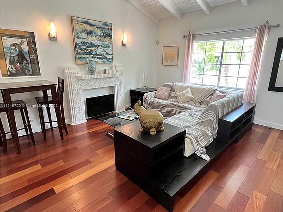3rd image of 1508 Pennsylvania Ave APT 8B