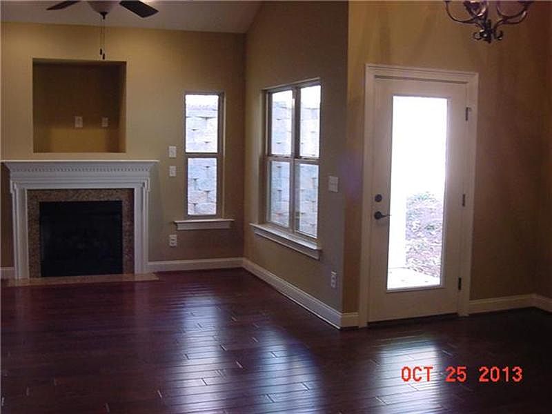2nd image of 128 Aztec Cir