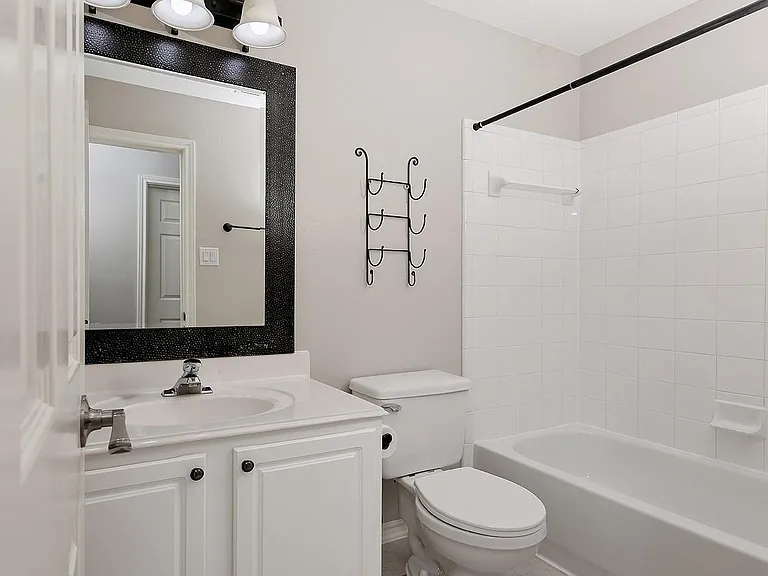11 Scenic Brook Ct — Photo 15