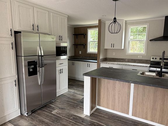 5th image of 19368 NW 248TH Street