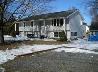 102 Fairbanks Ave, Taunton, MA 02780