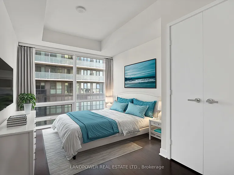 15 Grenville St #2609 — Photo 20