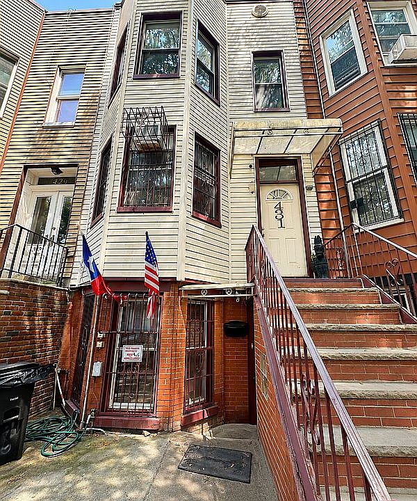 1st image of 431 36th St
