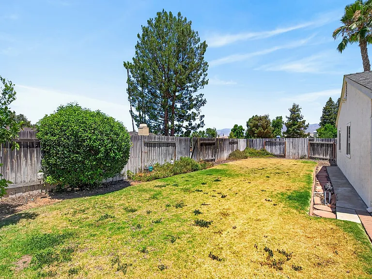 263 Greenbriar Ct — Photo 19