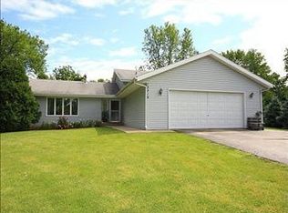 13315 Weatherfield Way, Roscoe, IL 61073