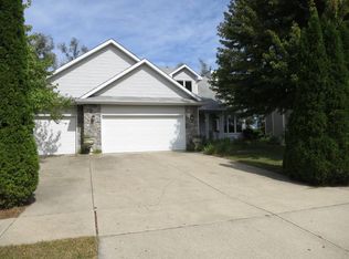 209 NE 13th St, Grimes, IA 50111