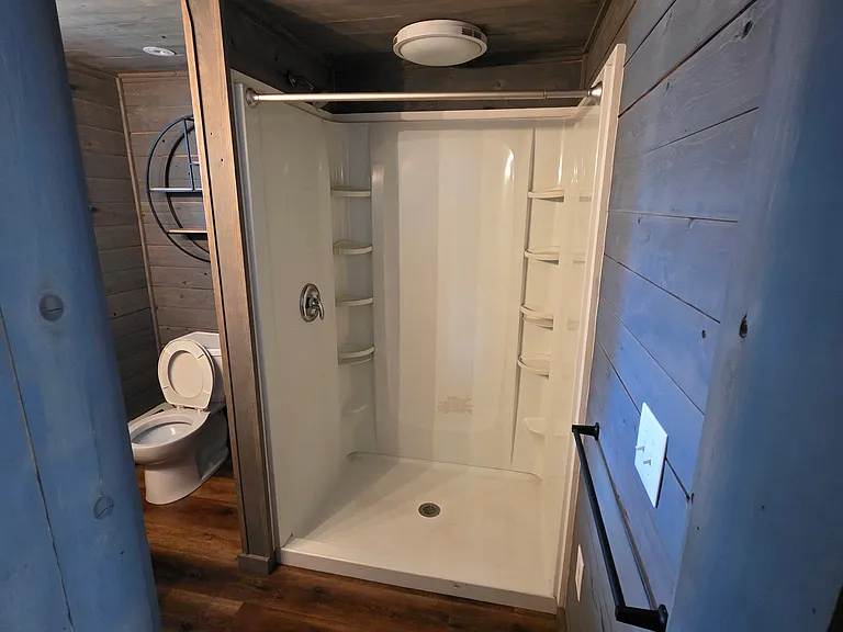 570 S Main St #1 — Photo 14