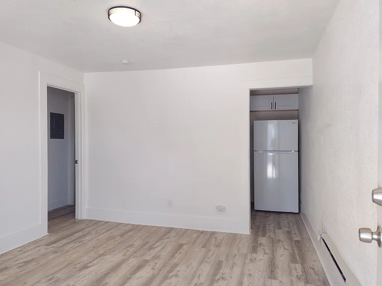 405 11th Ave #1 — Photo 7