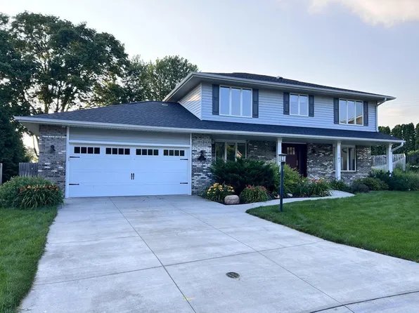 167 Coachlite COURT NORTH North, Onalaska, WI 54650