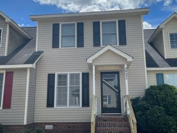 3665 N Main St APT B