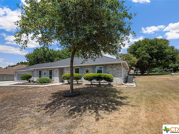 2nd image of 1971 Palace Dr