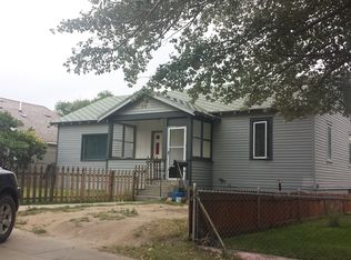 1011 9th St, Rawlins, WY 82301