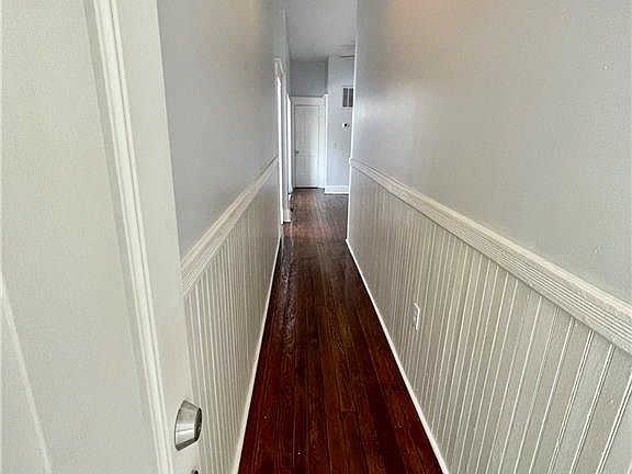 3rd image of 410 E Duffy St #1/2