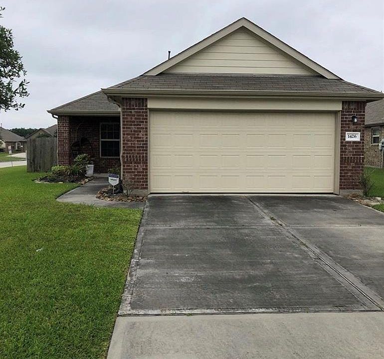 1st image of 1426 Seagler Pond Ln