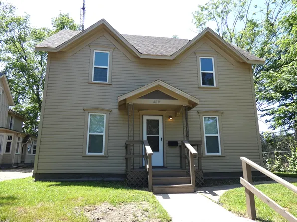 460 Colfax Ave, Benton Harbor, MI 49022