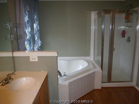 2nd image of 5826 Moonbeam Dr