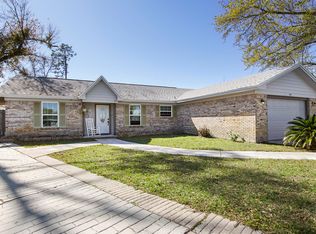 303 Geralo Ln, Lynn Haven, FL 32444