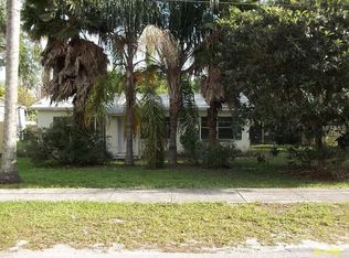 4611 E Temple Heights Rd, Tampa, FL 33617