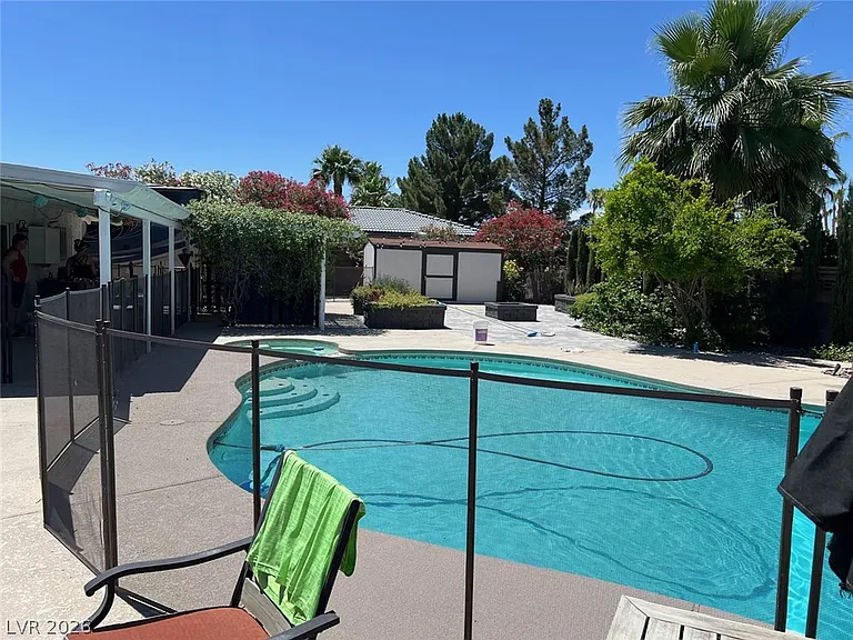 3310 W Mardon Ave — Photo 12