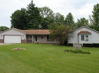 551 E Cameron Dr, Rushville, IN 46173