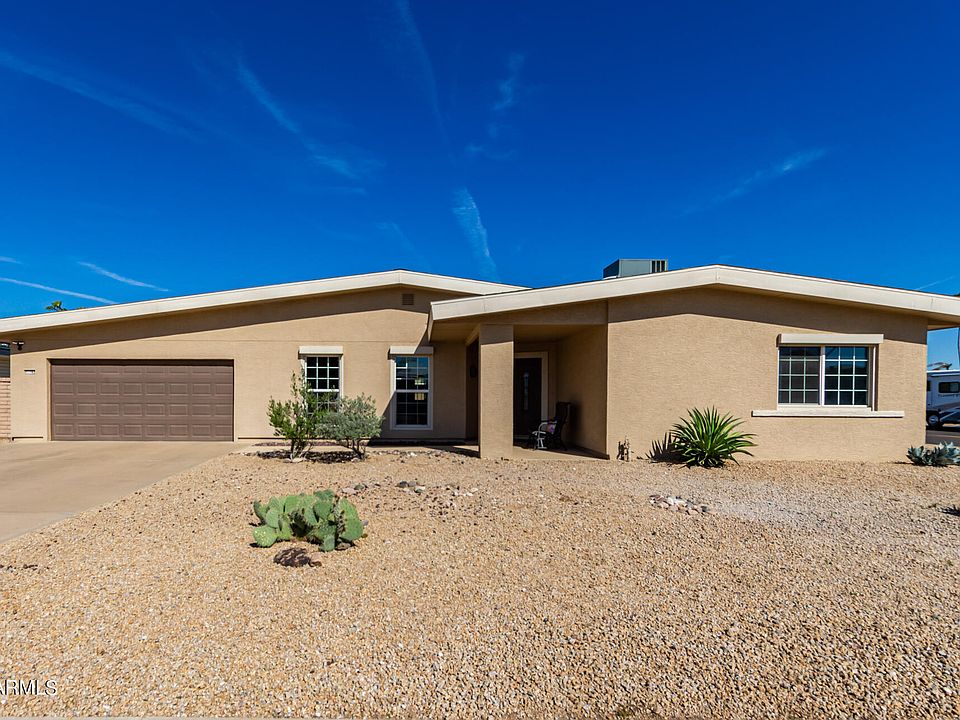 1st image of 11162 W PALMERAS Drive