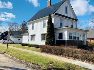 227 S Center St, Corry, PA 16407