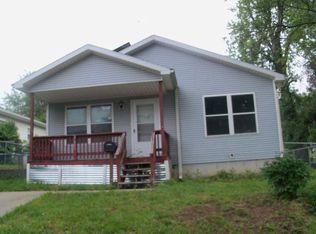 1603 Angelique St, Saint Joseph, MO 64501