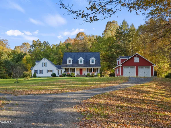 100 Walling Rd, Adams, MA 01220