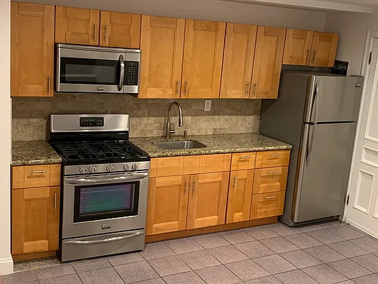 Rented by KA Realty Group Inc | media 3