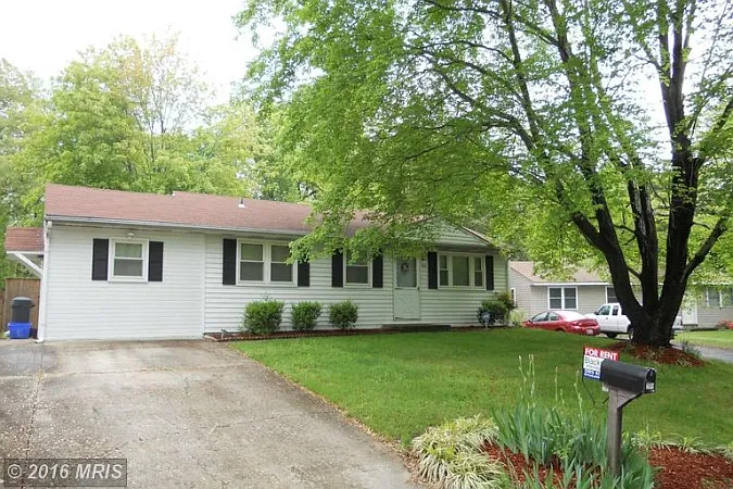 2994 Thomas Rd photo 1