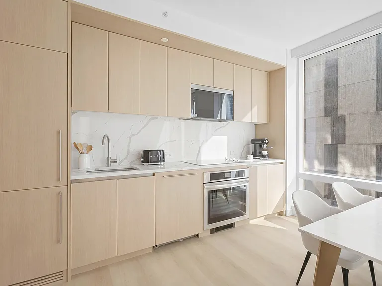 7 Platt St #9F — Photo 5