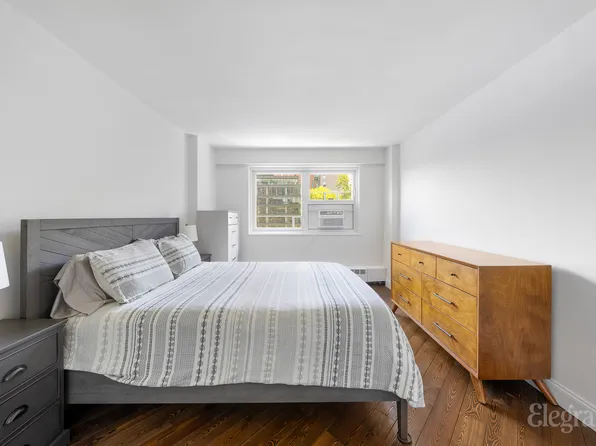 195 Adams Street image 9 of 18