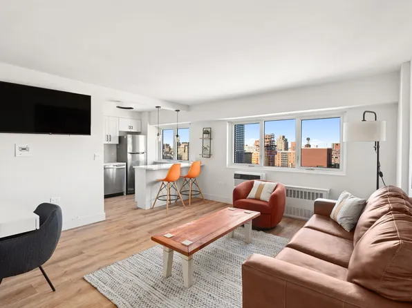 609 Columbus Avenue image 1 of 9