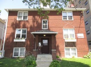 1218 Spring St APT 12, Madison, WI 53715