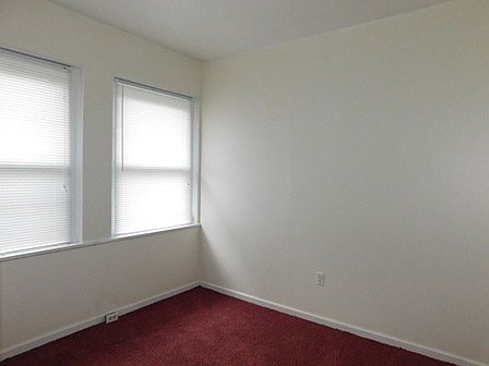 2nd image of 601 E Broadway #B