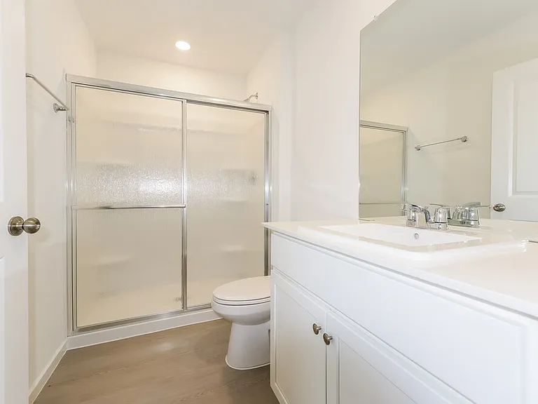 16118 Hatton Dr — Photo 11