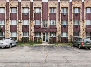 8667 W Foster Ave UNIT 1B, Chicago, IL 60656