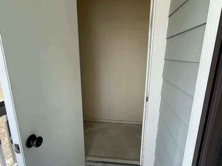 3764 Idlebrook Cir #204 — Photo 24