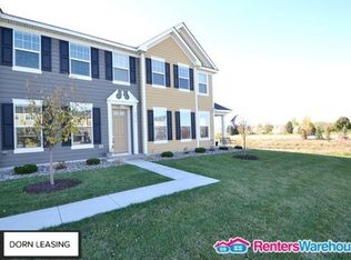 8410 Goldenrod Ln N, Maple Grove, MN 55369