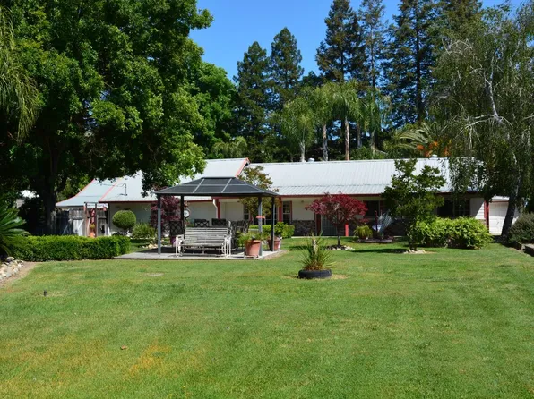 13521 Yosemite Blvd, Waterford, CA 95386