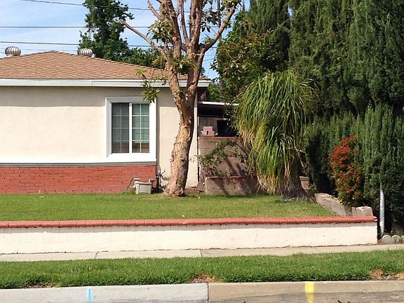 4th image of 1021 N El Dorado Ave