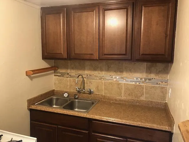 Studio, $1,295 — Photo 1