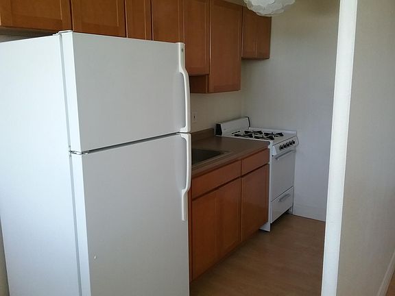 5th image of 1196 N Grant St APT 605