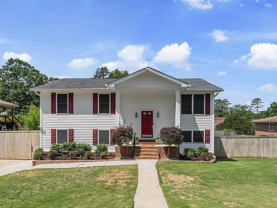 1st image of 913 Riverview Dr
