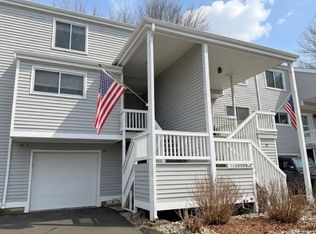 161 Pheasant Ln #161, Branford, CT 06405